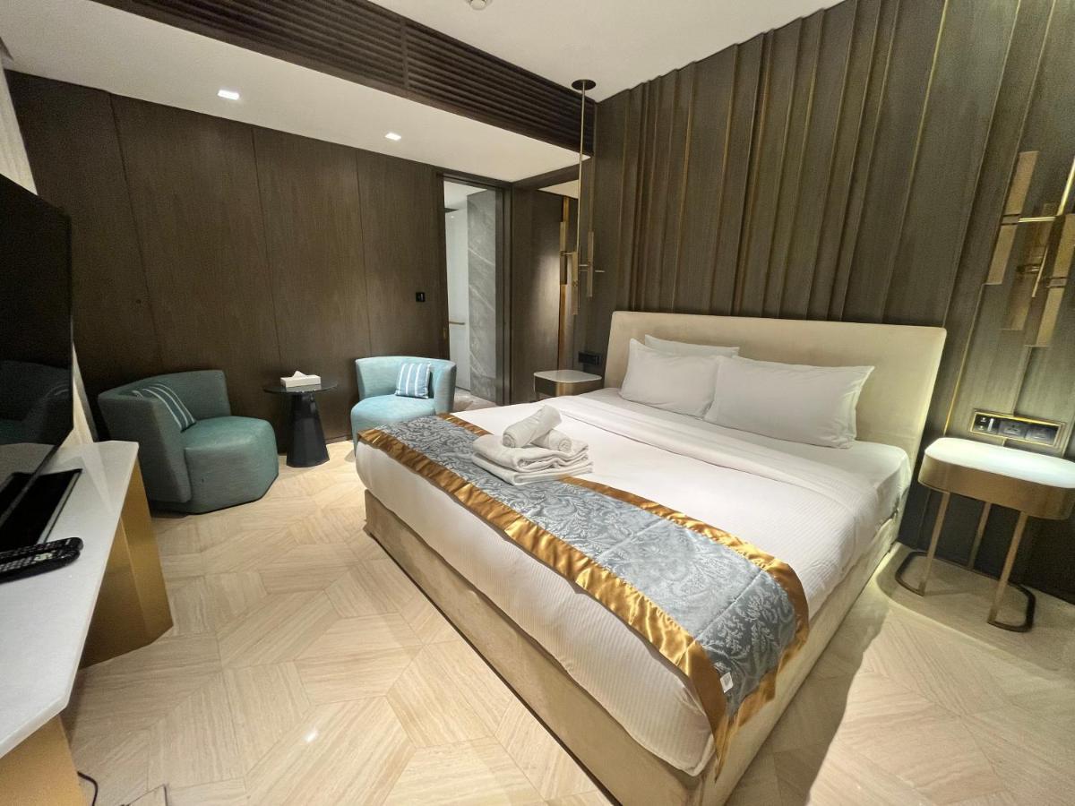 Five Palm Jumeirah - 2 Bedrooms & Maid Room In A Splendid Resort - Modernlux Dubai Eksteriør billede
